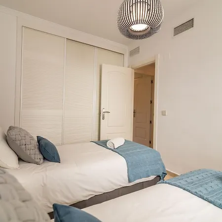 Excellent Banus With Pool And Parking Rdr473 아파트 마르베야